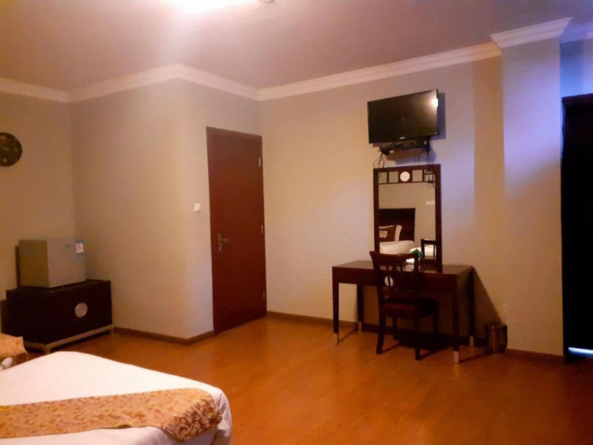 Amenities Hotel アジス・アベバ エクステリア 写真
