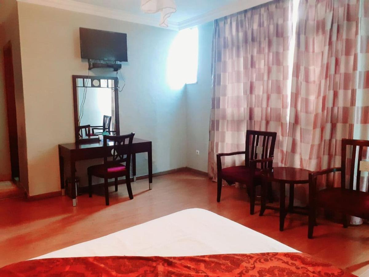 Amenities Hotel アジス・アベバ エクステリア 写真